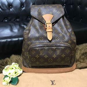🚫SOLD🚫Authentic Louis vuitton Montsouris GM